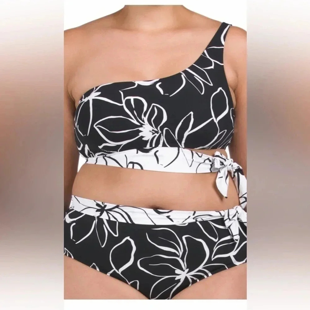 La BLANKA Plus Moonlit One Shoulder Swimsuit Top Size 20 W Color Black